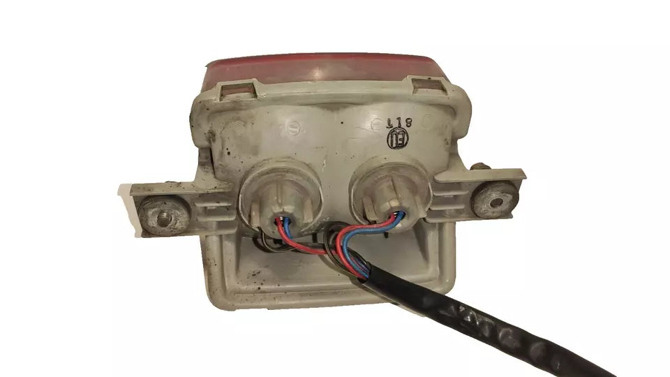 Feu arrière Kawasaki ZX 10 Tomcat 1988 à 1990 Réf 23025-1176