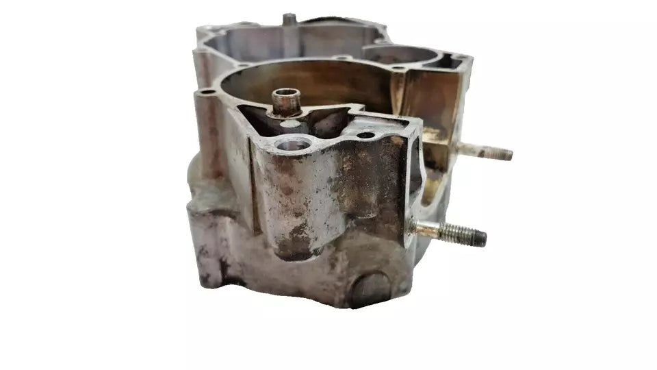 Carter moteur central gauche Yamaha DT125LC 1982 10V