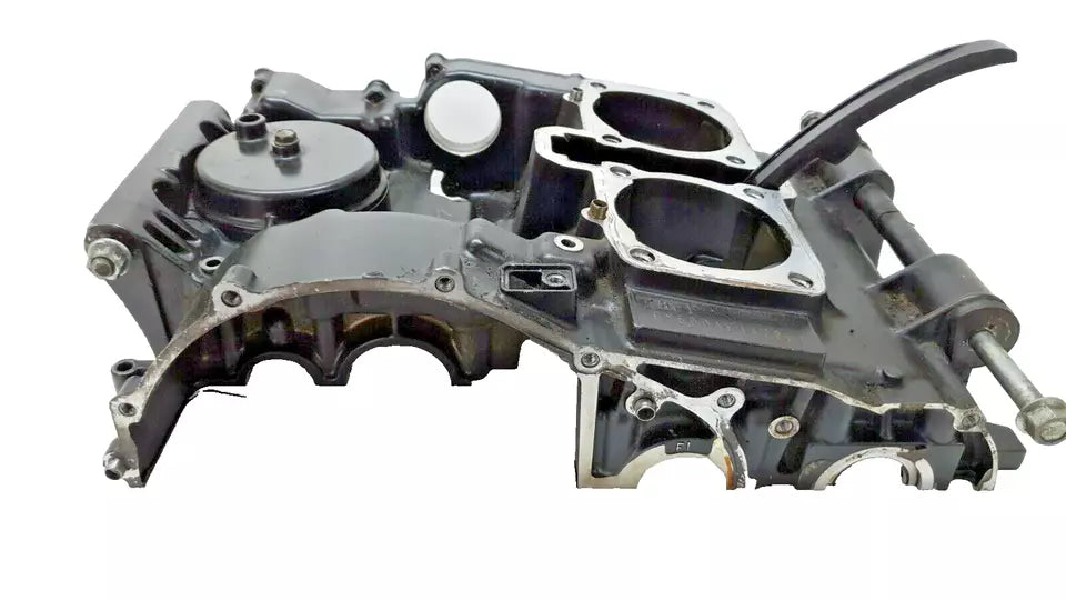 Carter moteur central haut Kawasaki GPZ 500 S 1987-1993 Réf : 14001-5230