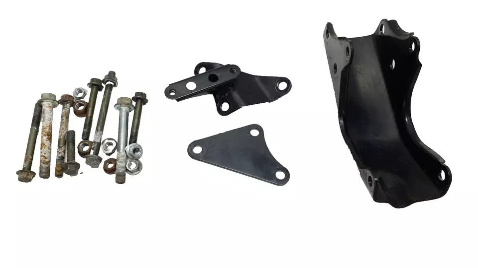 Supports moteur Yamaha YBR 125 2007 Réf : 5VL-F1316-00-00