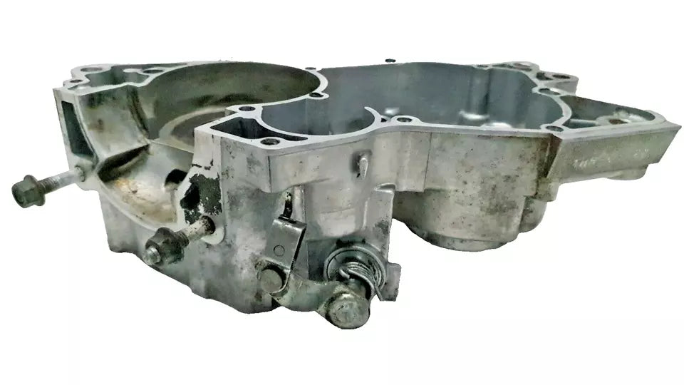 Carter moteur central gauche Yamaha DT125LC 1987 n°2 Réf : 10V-15111-01-00