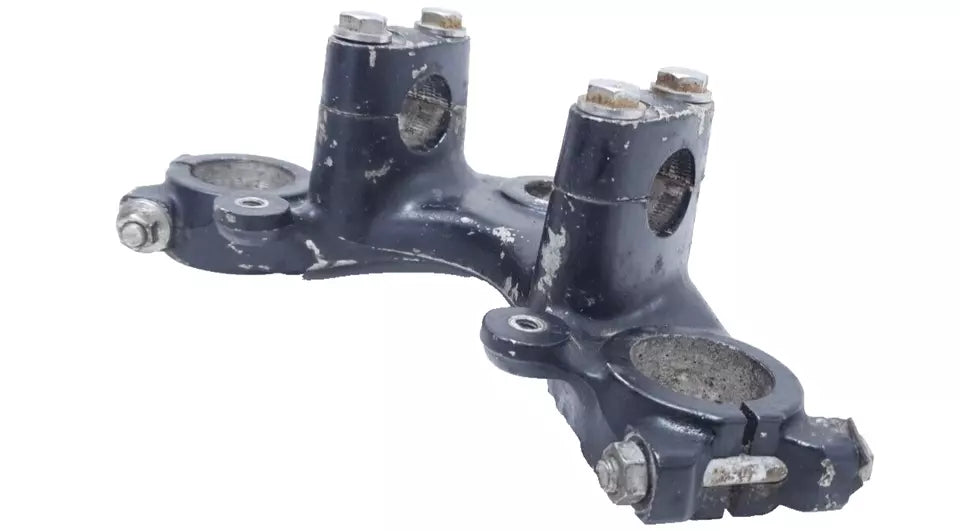 Té de fourche supérieur Honda CB 125 T 1980 n°3 Réf : 53231-399-000