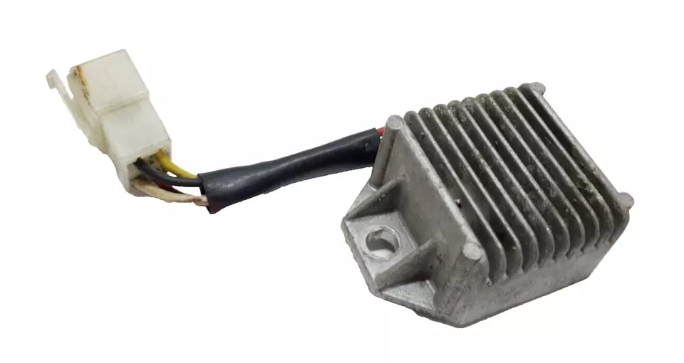 Régulateur de tension Yamaha DT125LC 1986 Réf : 3BN819600100