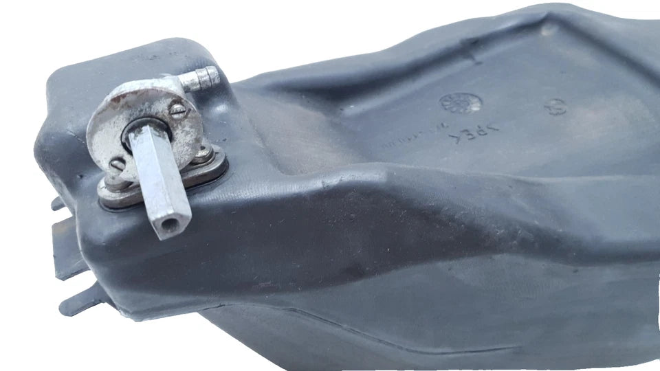 Réservoir d'essence Yamaha TZR 50 2008 n°3 Réf : 5WXF41100000