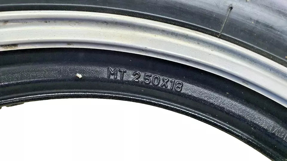Roue arrière complète Yamaha XJ 600 1984-1991 Réf : 33M-25338-20-98