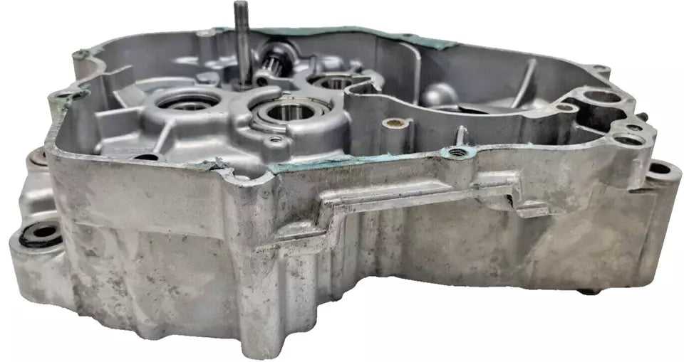 Carter moteur central droit Yamaha DT125R 1992 Réf : 3BN-15121-02-00
