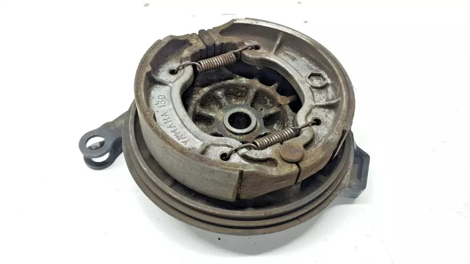 Tambour de frein arrière Yamaha DT125LC 1987 n°10 Réf 10V-25321-00-98
