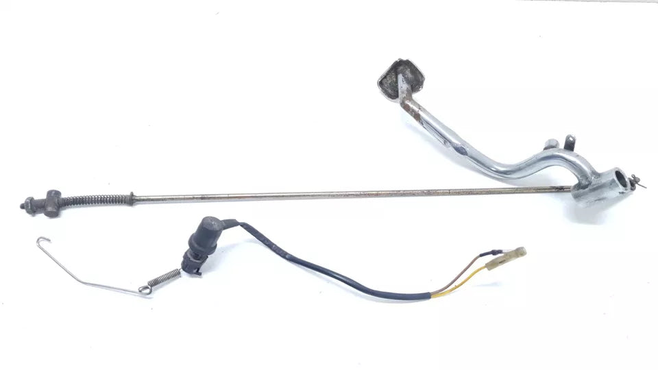 Pédale de frein arrière Yamaha YBR 125 2006 n°3 Réf : 5VL-F7211-00-00