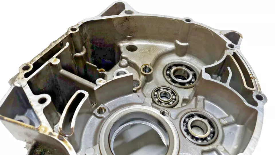 Carter moteur central G Yamaha XT125X 2008 n°2 Réf : 5VLW15101100