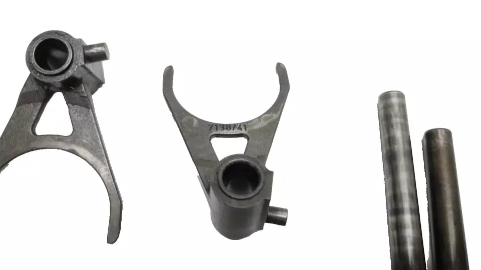Fourchettes & axes fourchettes KTM 125 SX 1995 Réf : 50234002000 2/2