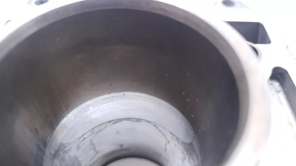 Cylindre & piston 44mm arrière 2-2 Hyosung Comet GT 125 2005