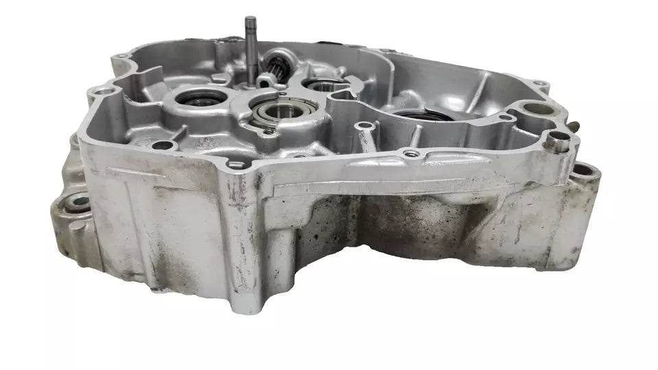 Carter moteur central droit Yamaha TDR 125 2002 Réf : 3BN-15121-04