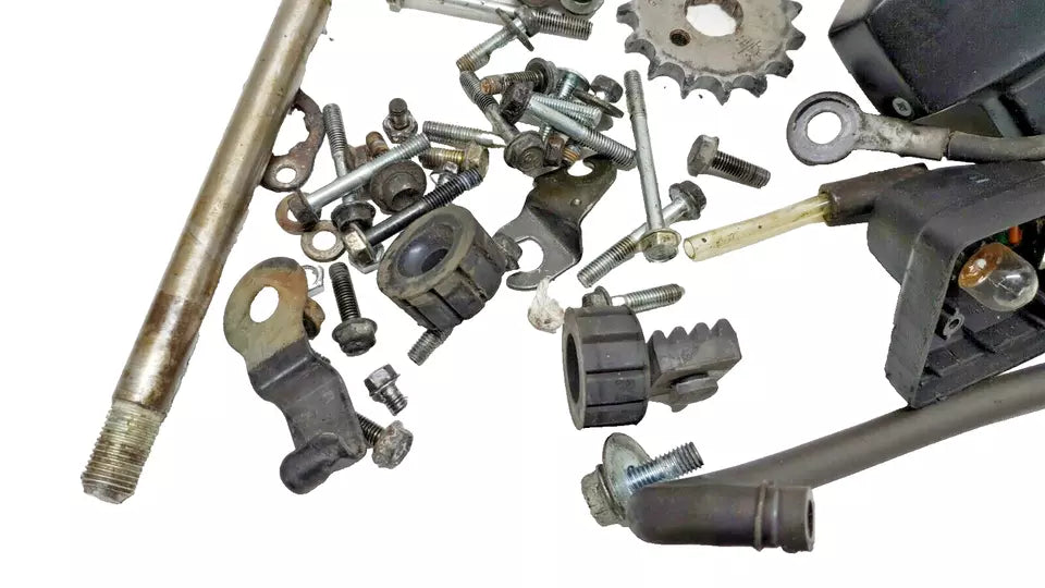 Kit visserie & diverses pièces Honda CM 125 Custom 1997