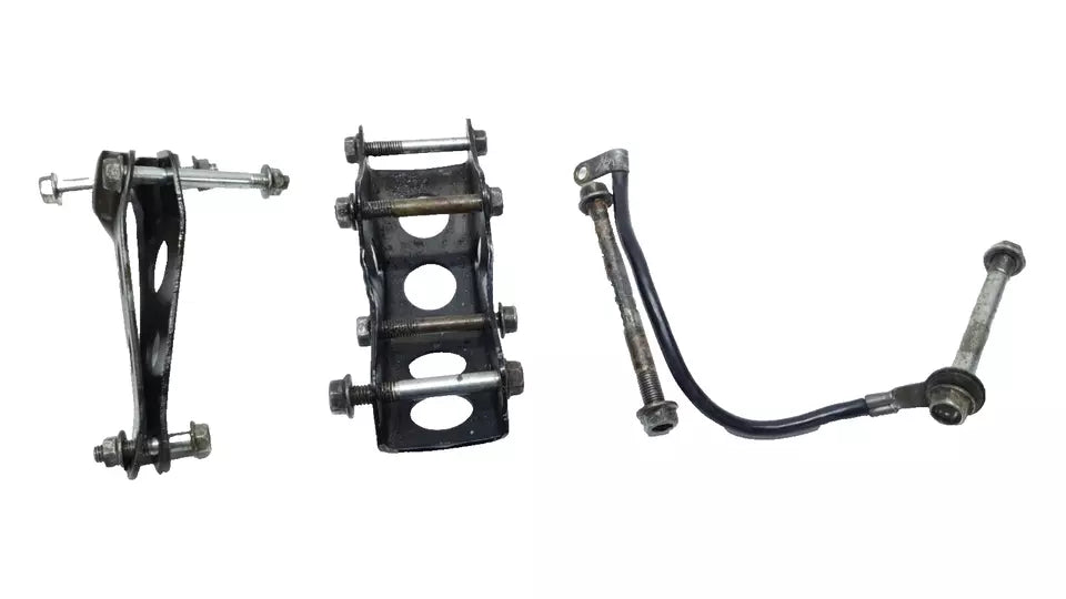 Supports moteur Honda CM 125 Custom 1987 Réf : 50351-KB4-000ZA