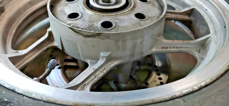 Roue arrière Kawasaki 1000 GTR 1986 Réf : 41073-1335-V5