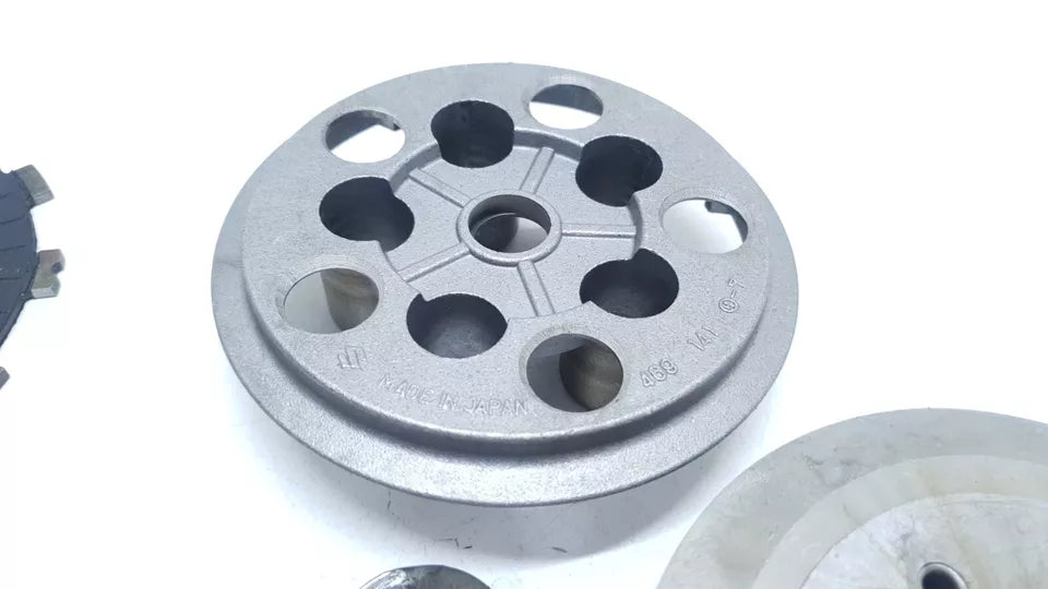 Embrayage incomplet Suzuki GN 125 2001 Réf : 21200-05880-000