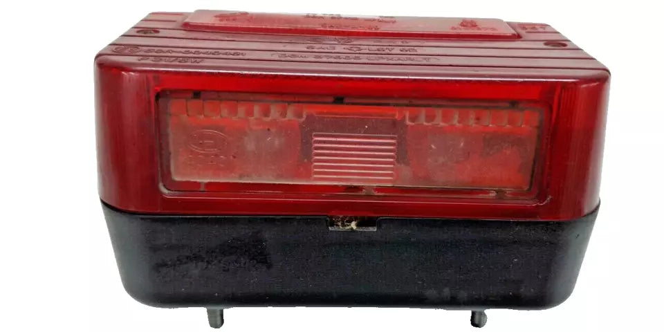 Feu arrière - Phare arrière Triumph 900 Tiger 1994