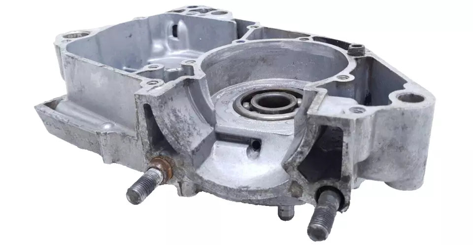 Carter moteur central droit Yamaha DTMX 125 1981