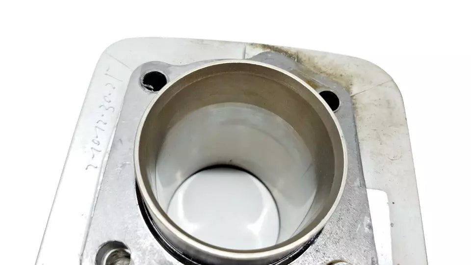 Cylindre 54mm Yamaha YBR 125 2011 Réf : 5VLE13101000