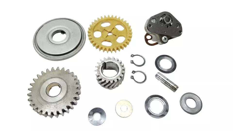 Pompe à huile & diverses pièces Yamaha XT125X 2008