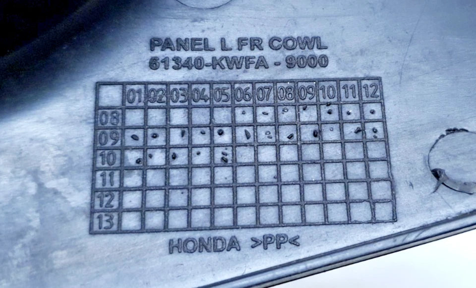 Carénages de compteur Honda CBF 125 2010 Réf : 61330-KWF-900
