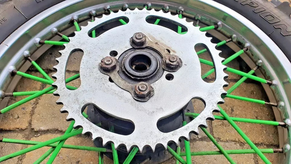 Roue arrière Yamaha DT125LC 1984 34Y