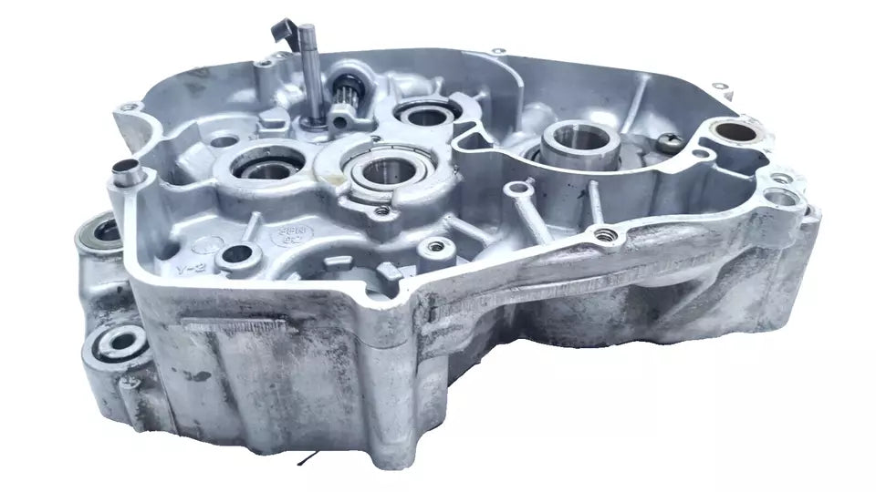 Carter moteur central droit Yamaha TDR 125 1996 Réf : 3BN-15121-03-00