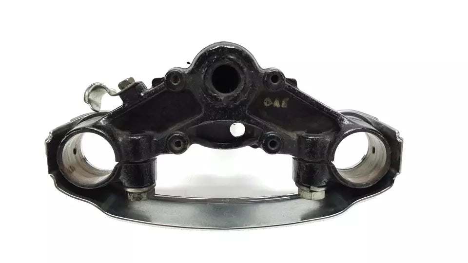 Té de fourche inférieur Suzuki GN 125 2001 Réf : 51410-053B0-000