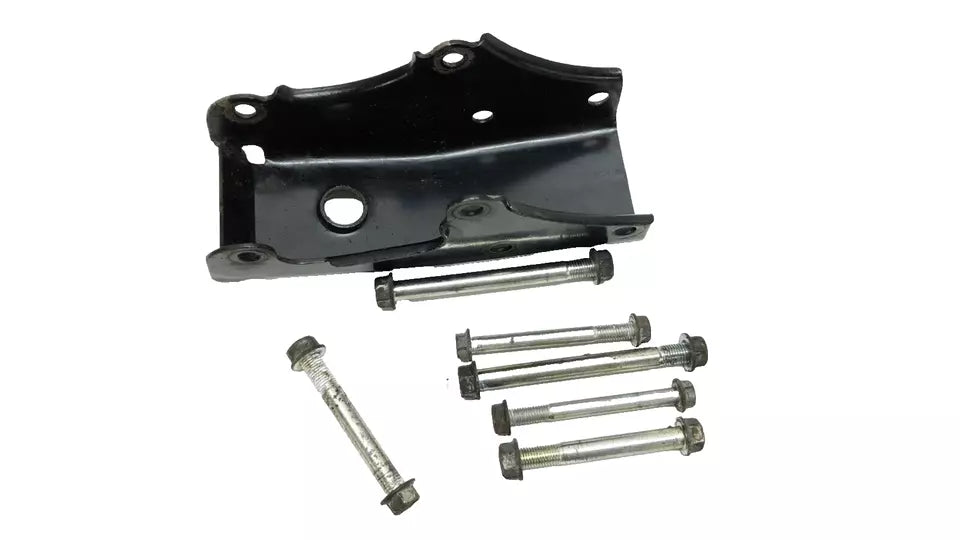 Supports moteur Honda CBF 125 2012 Réf : 50351-KWF-900