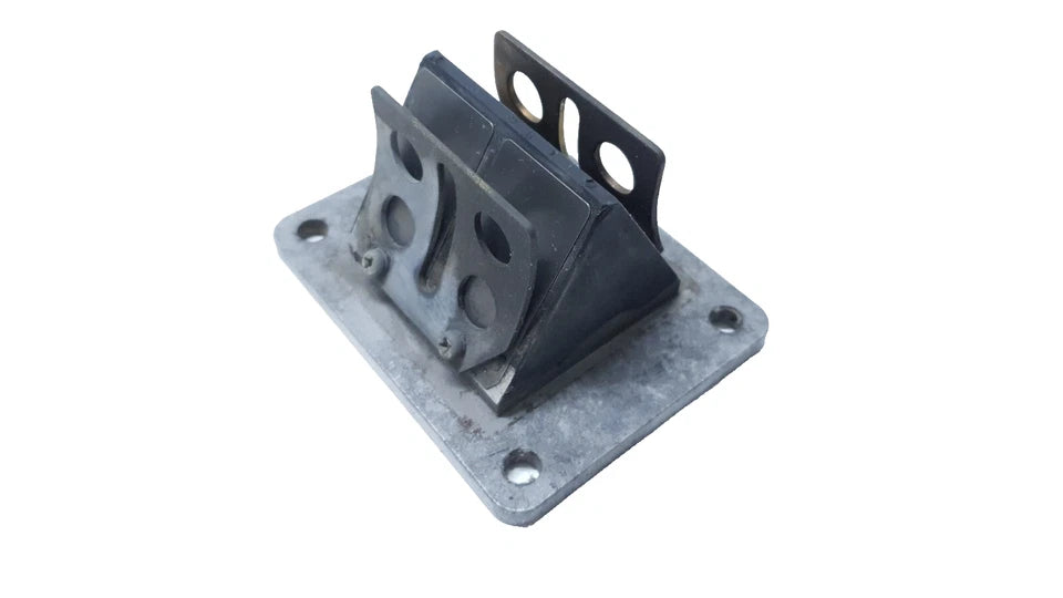Boite à clapets Yamaha DT125LC 1987 n°21 Réf : 10V-13610-01-00