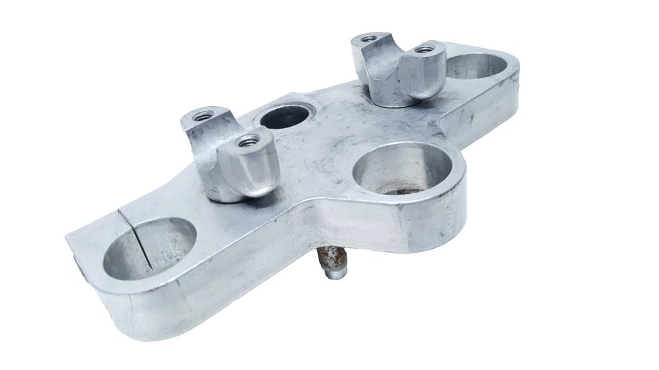 Té de fourche supérieur 2-2 Yamaha TZR 50 2008 n°4 Réf : 5WXF34351098