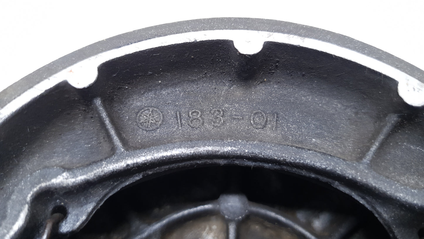 Tambour frein arrière Yamaha DT125LC 1987 n°15 Réf : 10V-25321-00-98 Rear brake