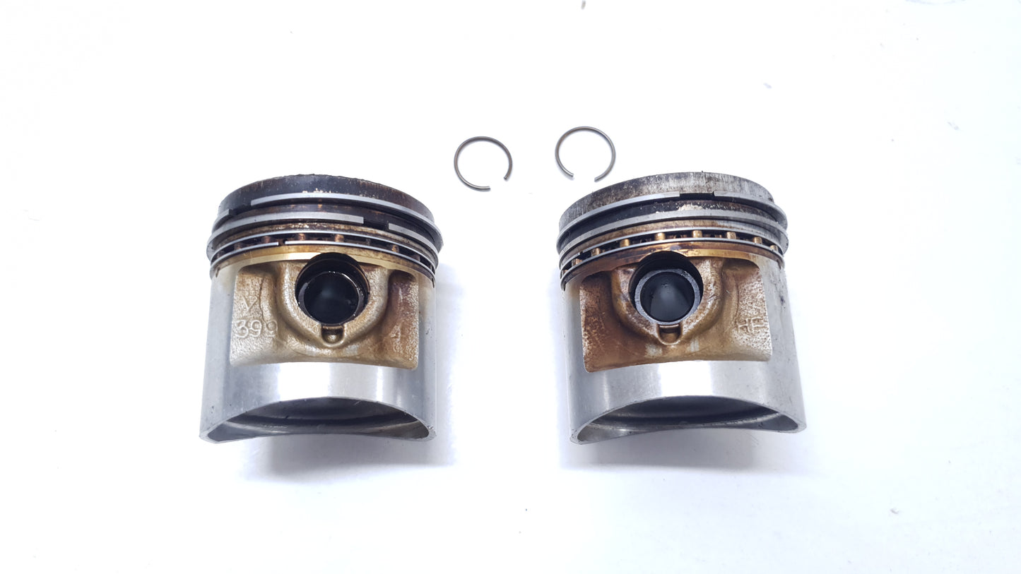 Cylindre & pistons 44mm Honda CB 125 T 1980 n°2 Réf : 12100-399-000 Cylinder