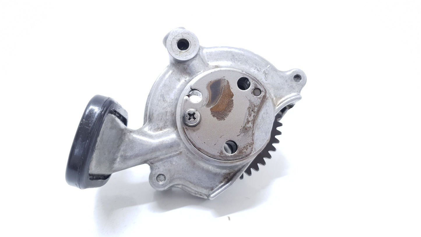 Pompe à huile Honda CB 125 T 1980 n°3 Réf : 15100-399-000 Oil pump