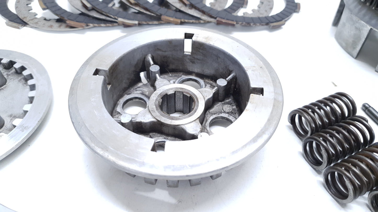 Embrayage Honda CB 125 T 1980 n°3 Réf : 22100-399-000 Clutch