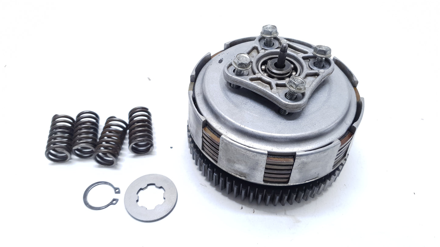 Embrayage Honda CB 125 T 1980 n°3 Réf : 22100-399-000 Clutch