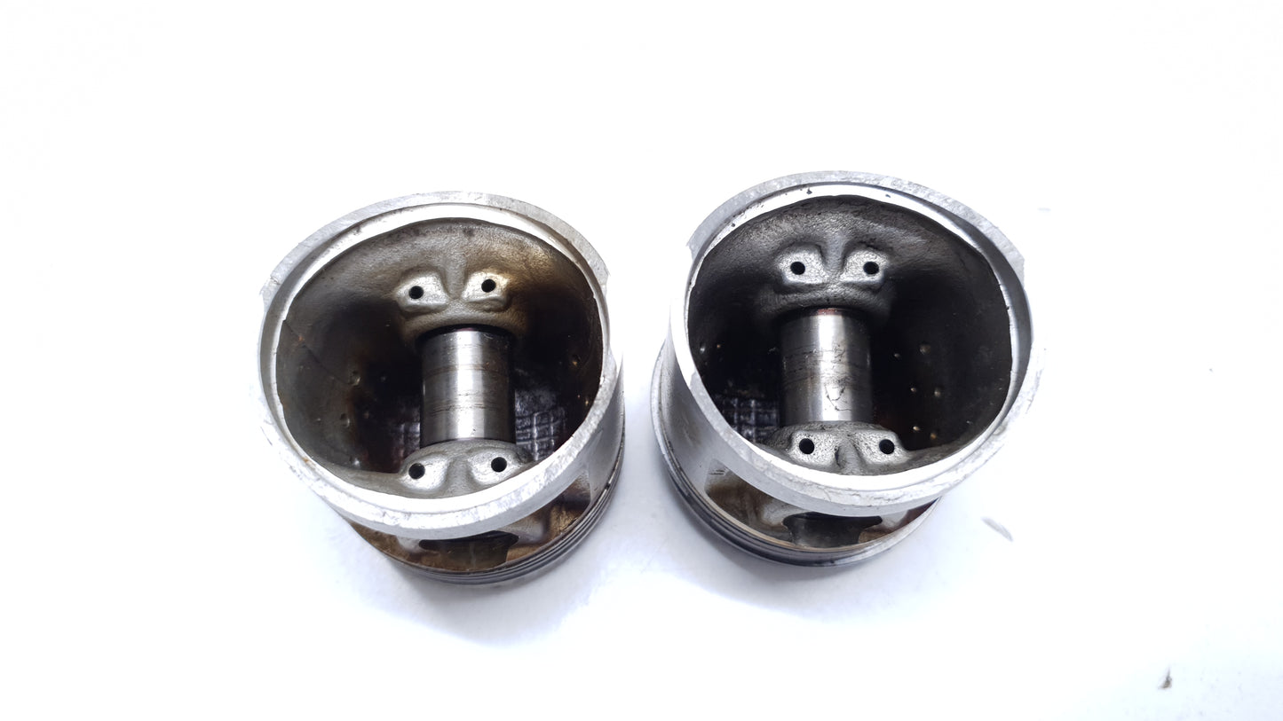 Cylindre & pistons 44mm Honda CB 125 T 1980 n°3 Réf : 12100-399-000 Cylinder