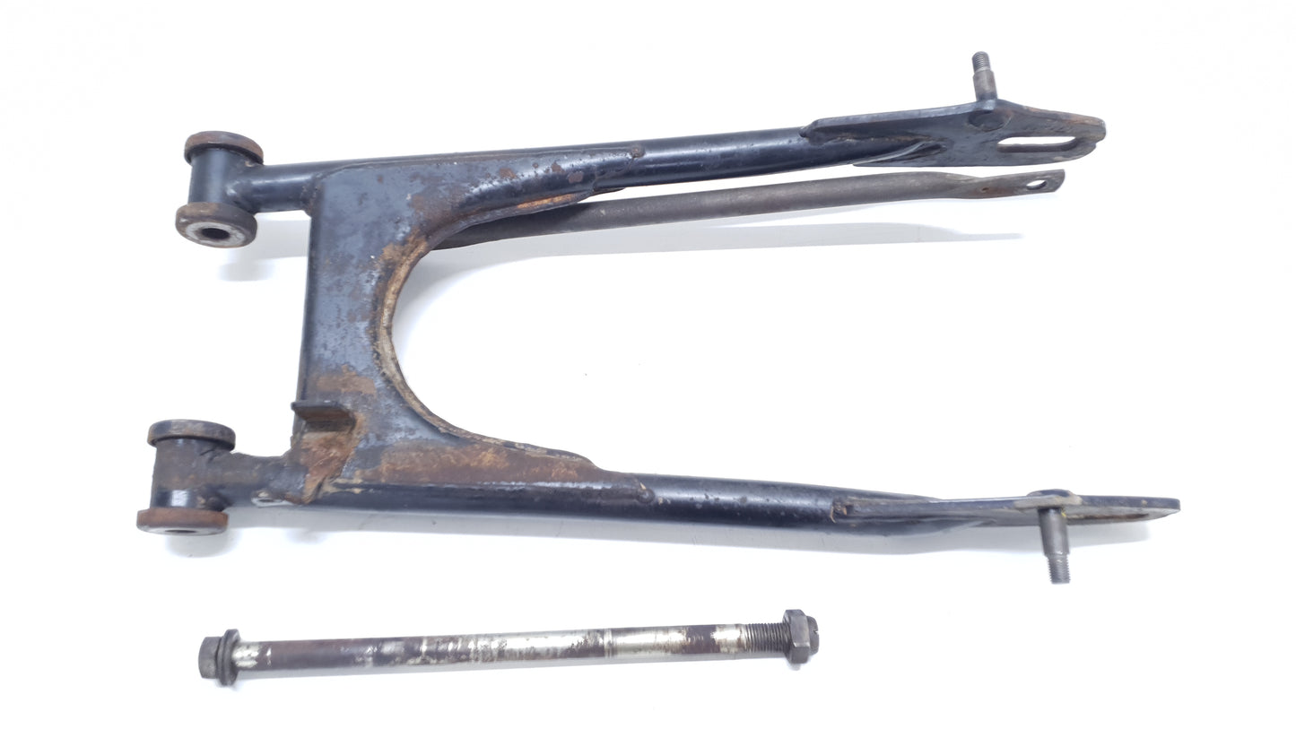 Bras oscillant Honda CB 125 T 1980 n°3 Réf : 52100-399-600ZA Swingarm