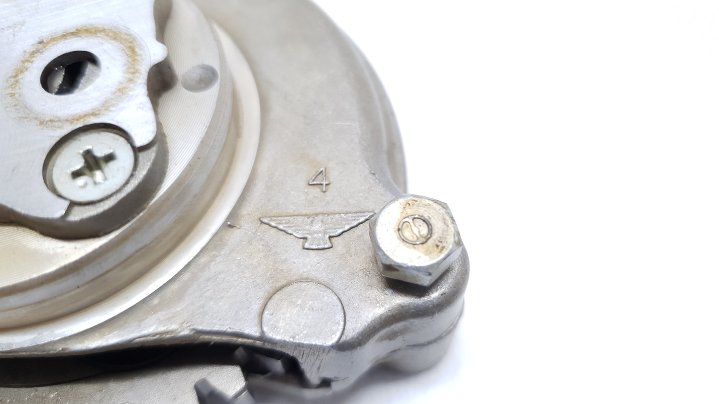 Pompe à huile Honda CLR 125 CityFly 2000 Réf : 15100-KCT-690 Oil pump