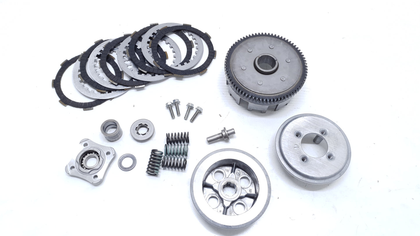 Embrayage Honda CLR 125 CityFly 2000 Réf : 22100-KCM-000 Clutch