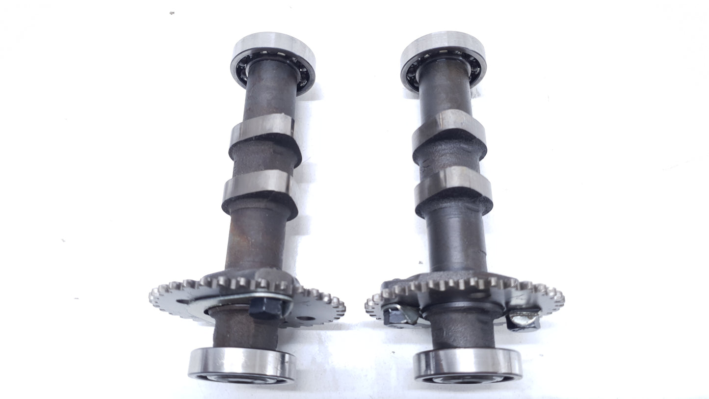 Arbres à cames avant 1-2 Hyosung Comet GT 125 2003 n°2 Camshaft