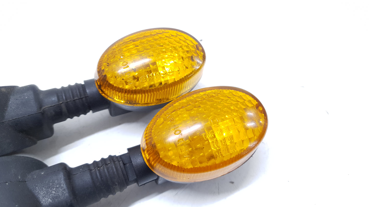 Clignotants avant Hyosung Comet GT 125 2003 n°2 Front indicators