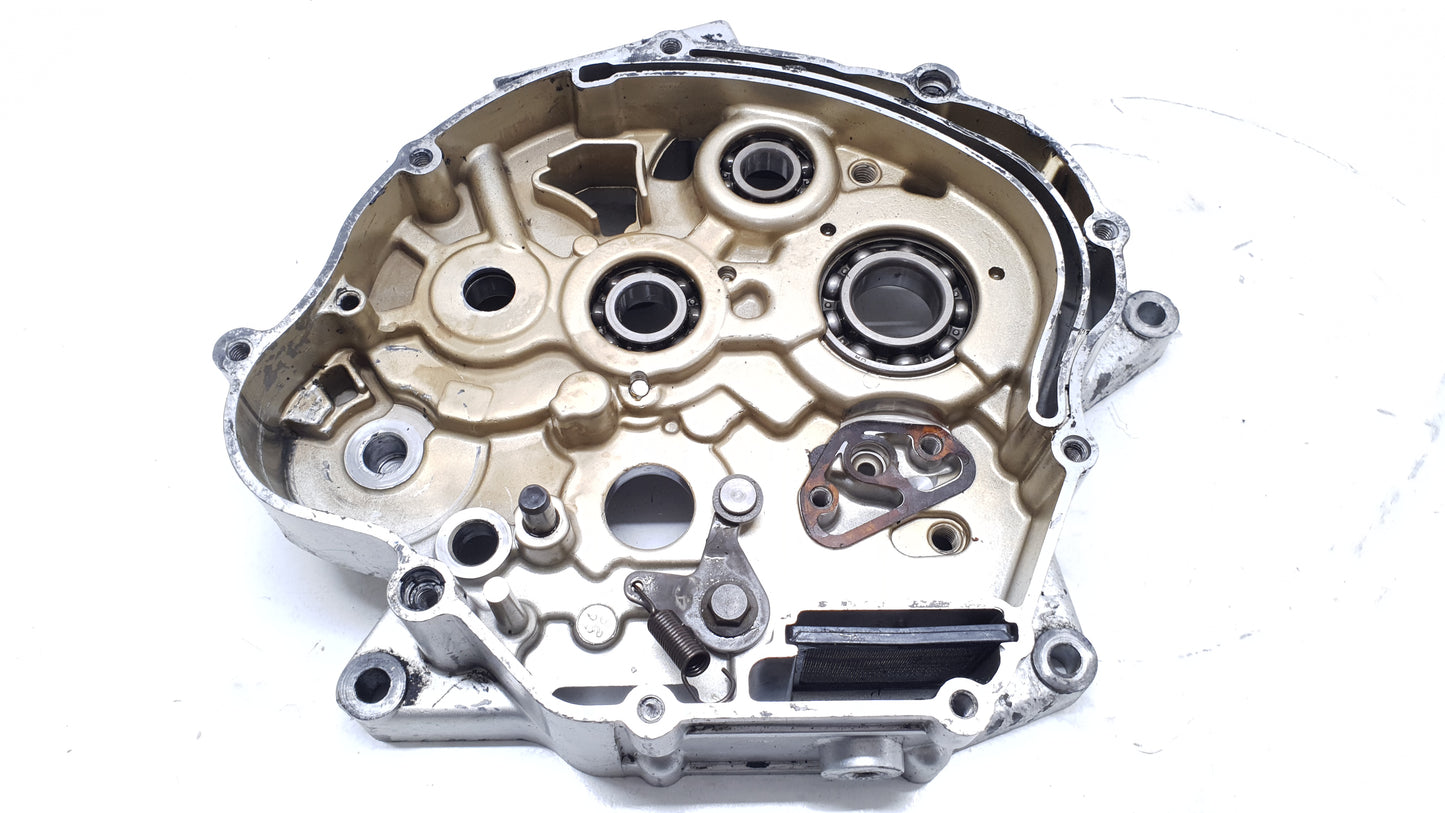 Carter moteur central droit Yamaha YBR 125 2005 n°2 Réf : 5VL-E5121-01-00