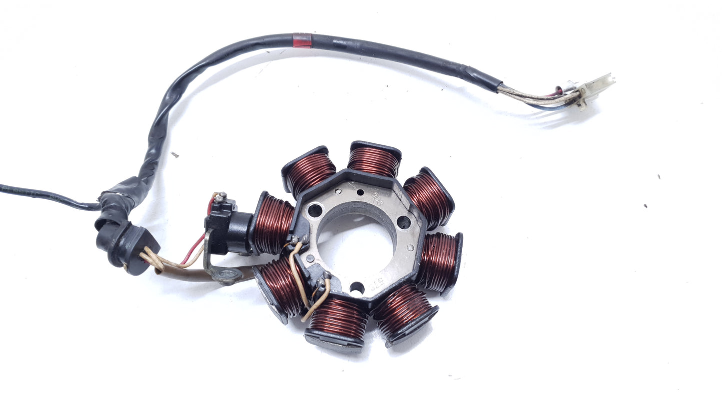 Stator d'allumage Yamaha YBR 125 2005 n°2 Réf : 3D9-H1410-00-00 Ignition