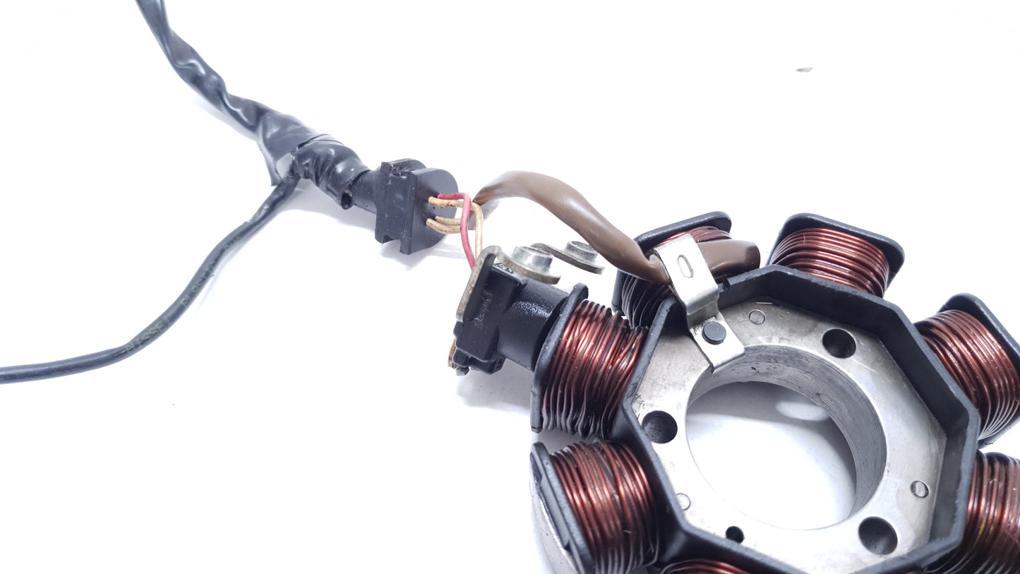 Stator d'allumage Yamaha YBR 125 2005 n°2 Réf : 3D9-H1410-00-00 Ignition