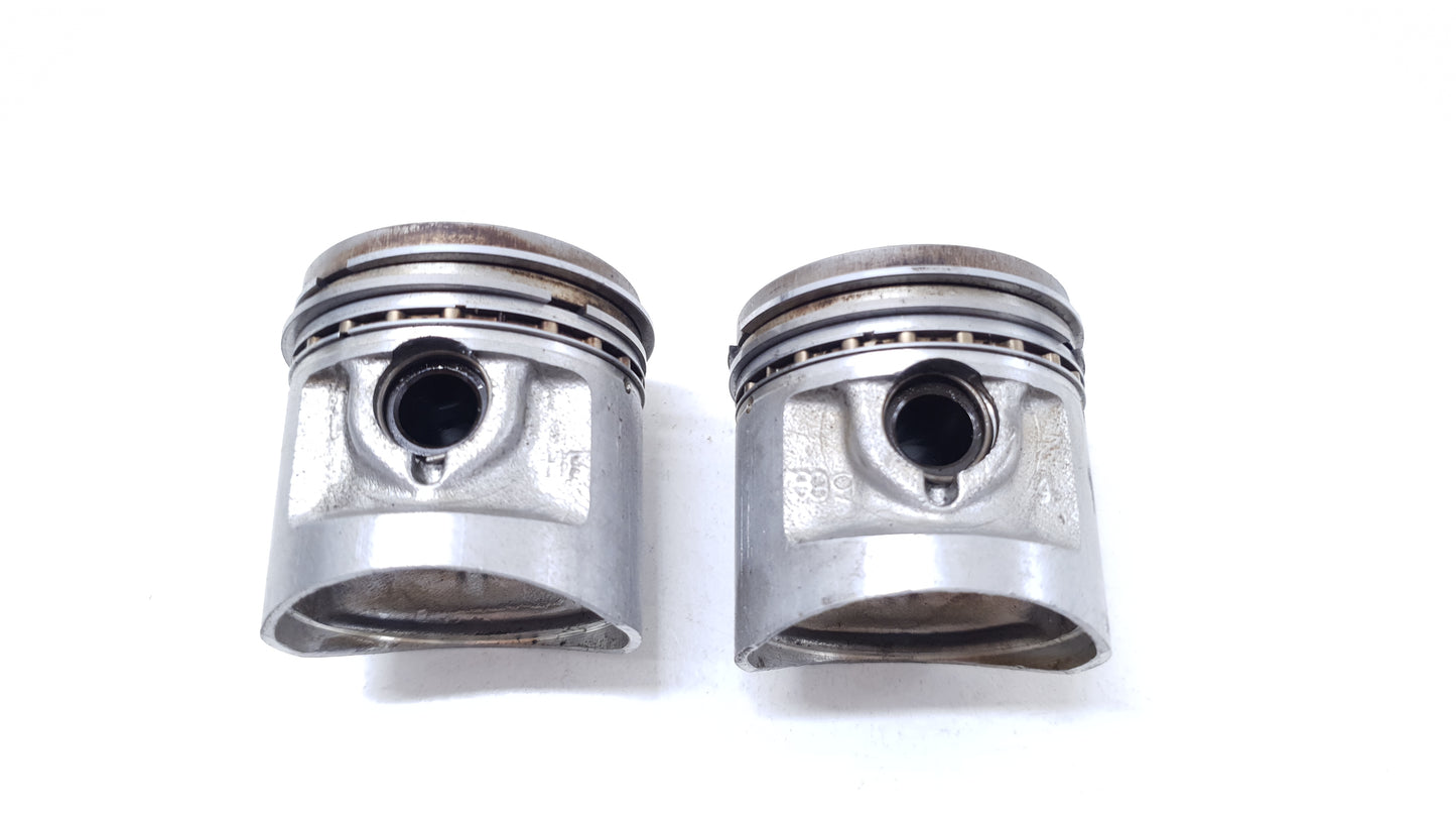 Cylindre & pistons 44mm Honda CB 125 T 1981 Réf : 12100-399-000 Cylinder