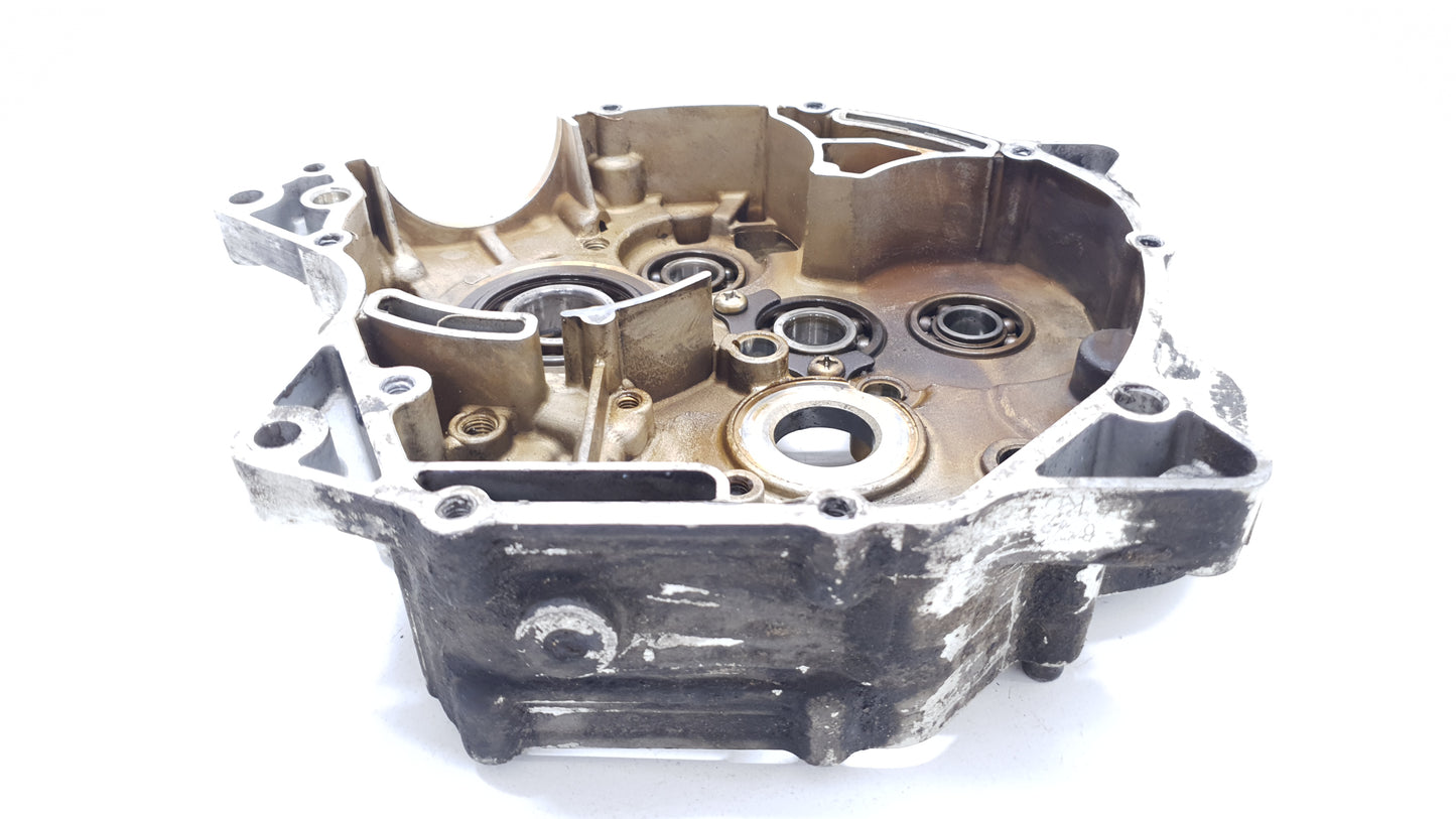 Carter moteur central droit Yamaha YBR 125 2010 n°2 Réf : 5VL-W1510-11