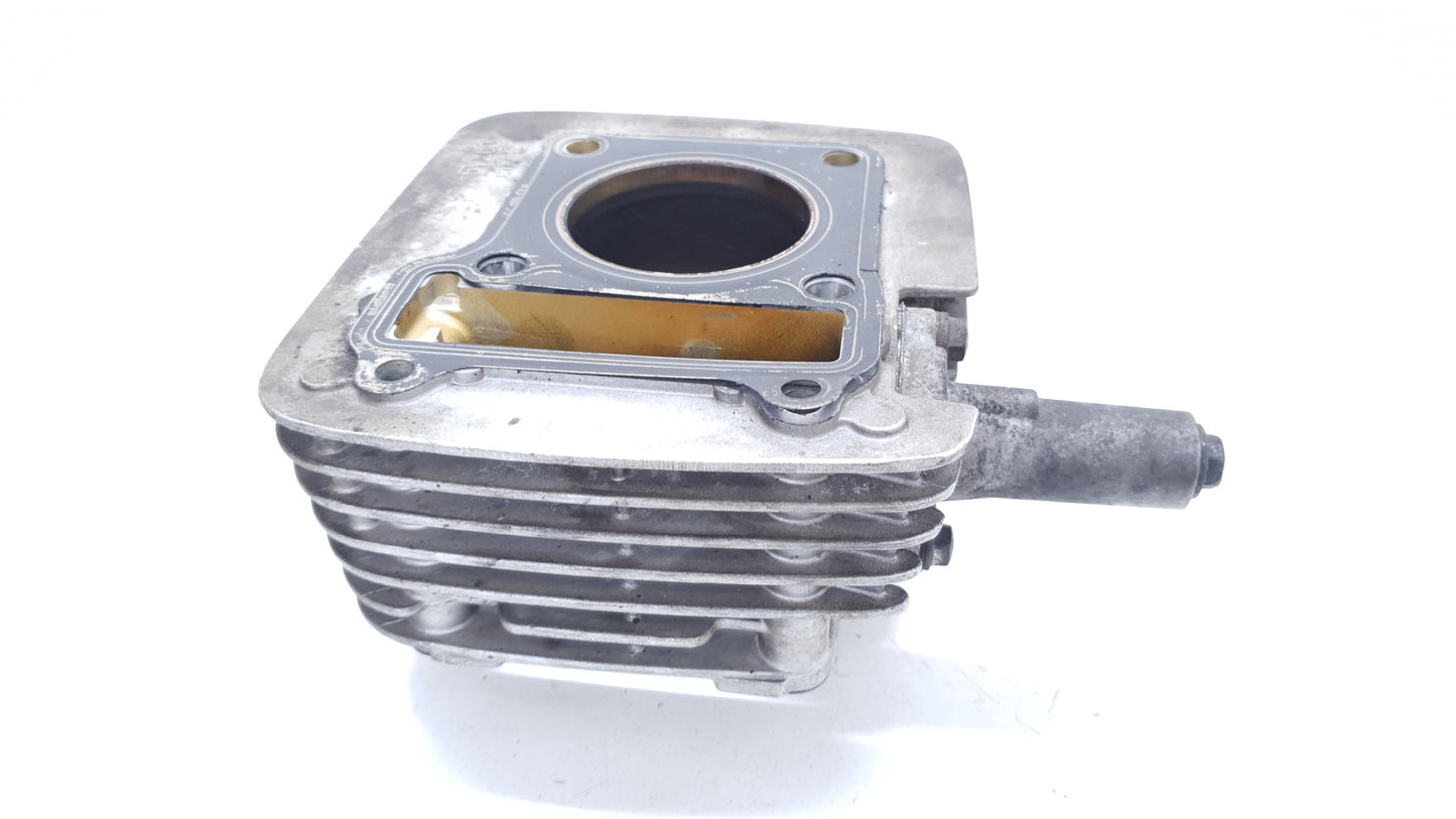 Cylindre & piston Yamaha YBR 125 2010 n°2 Réf : 5VL-E1310-00 Cylinder