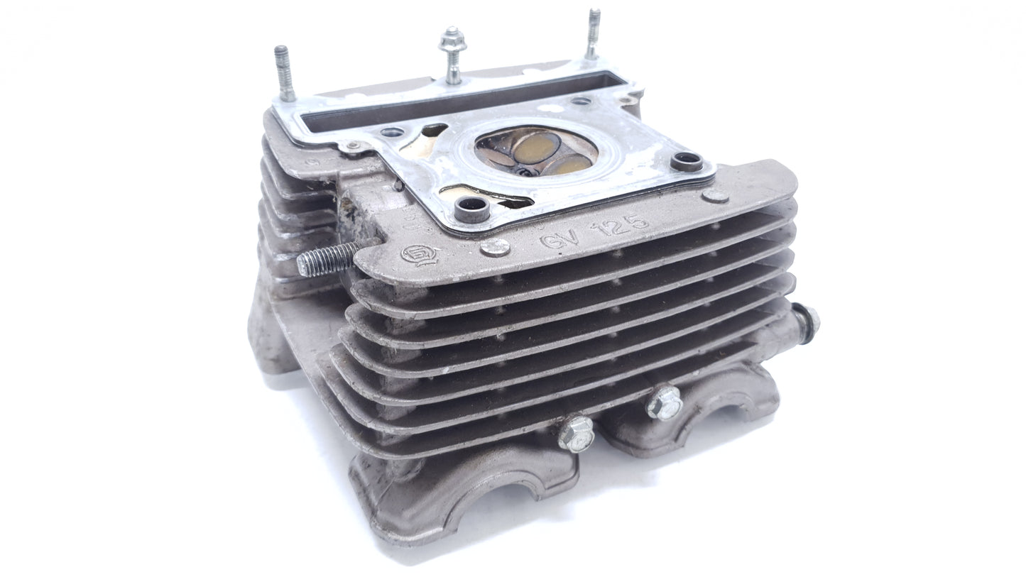 Culasse avant 1-2 Hyosung Comet GT 125 2004 Cylinder head