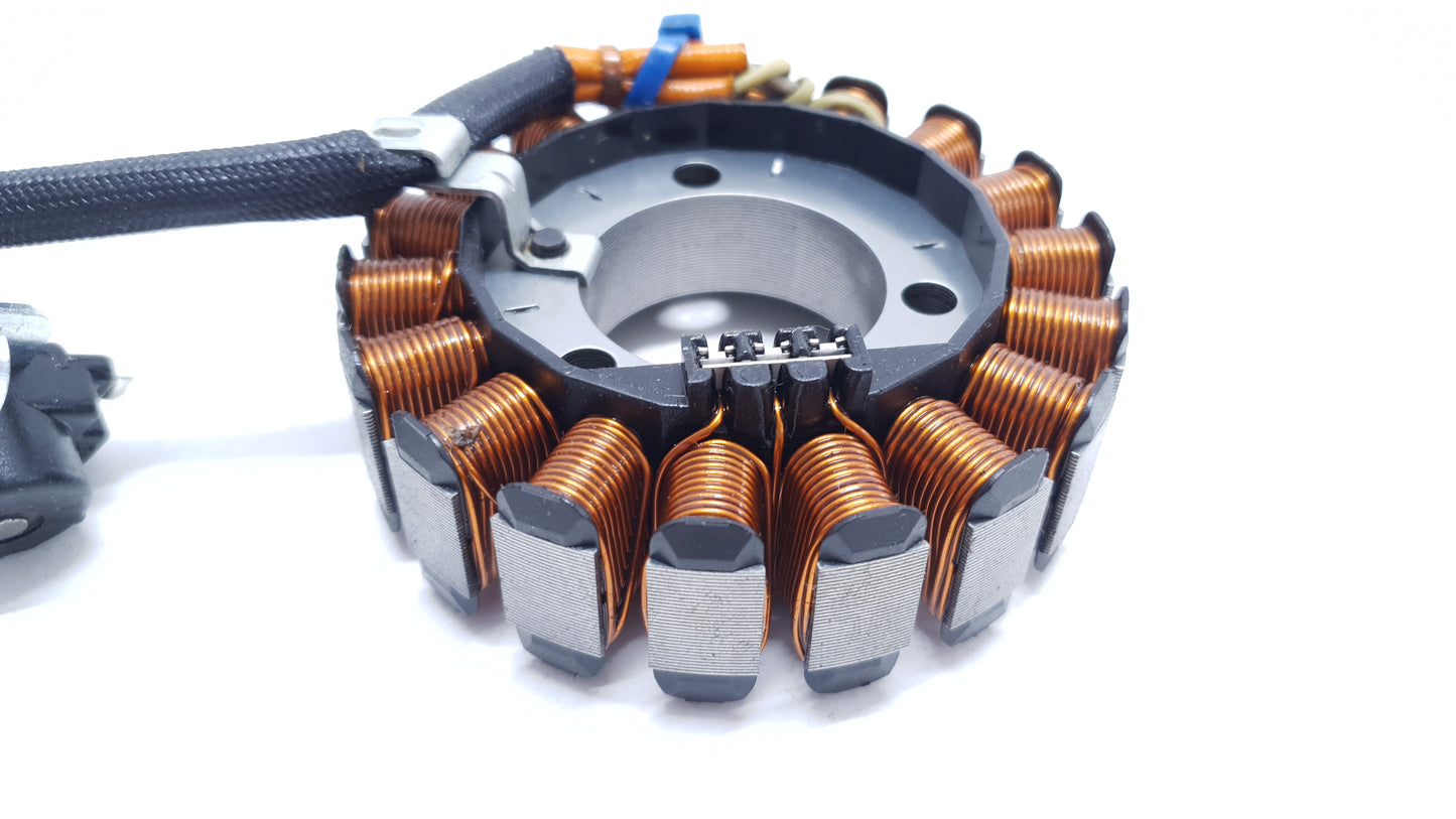 Stator d'allumage Yamaha YBR 125 2009 n°2 Réf : 3D9-H1410-10 Ignition